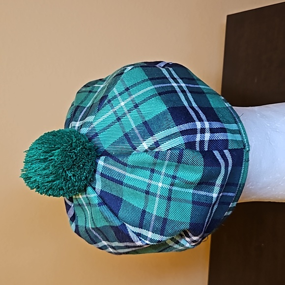 SCOTTISH TARTAN CAP WITH POM POM GOLFER PLAID GREEN IRISH ST. PATRICK'S DAY BLUE - Picture 3 of 6